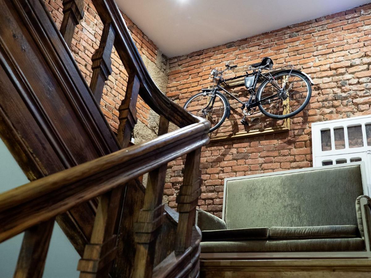 Apa M - Loft Guesthouse Jardim Das Maes Charming Viseu Exterior photo